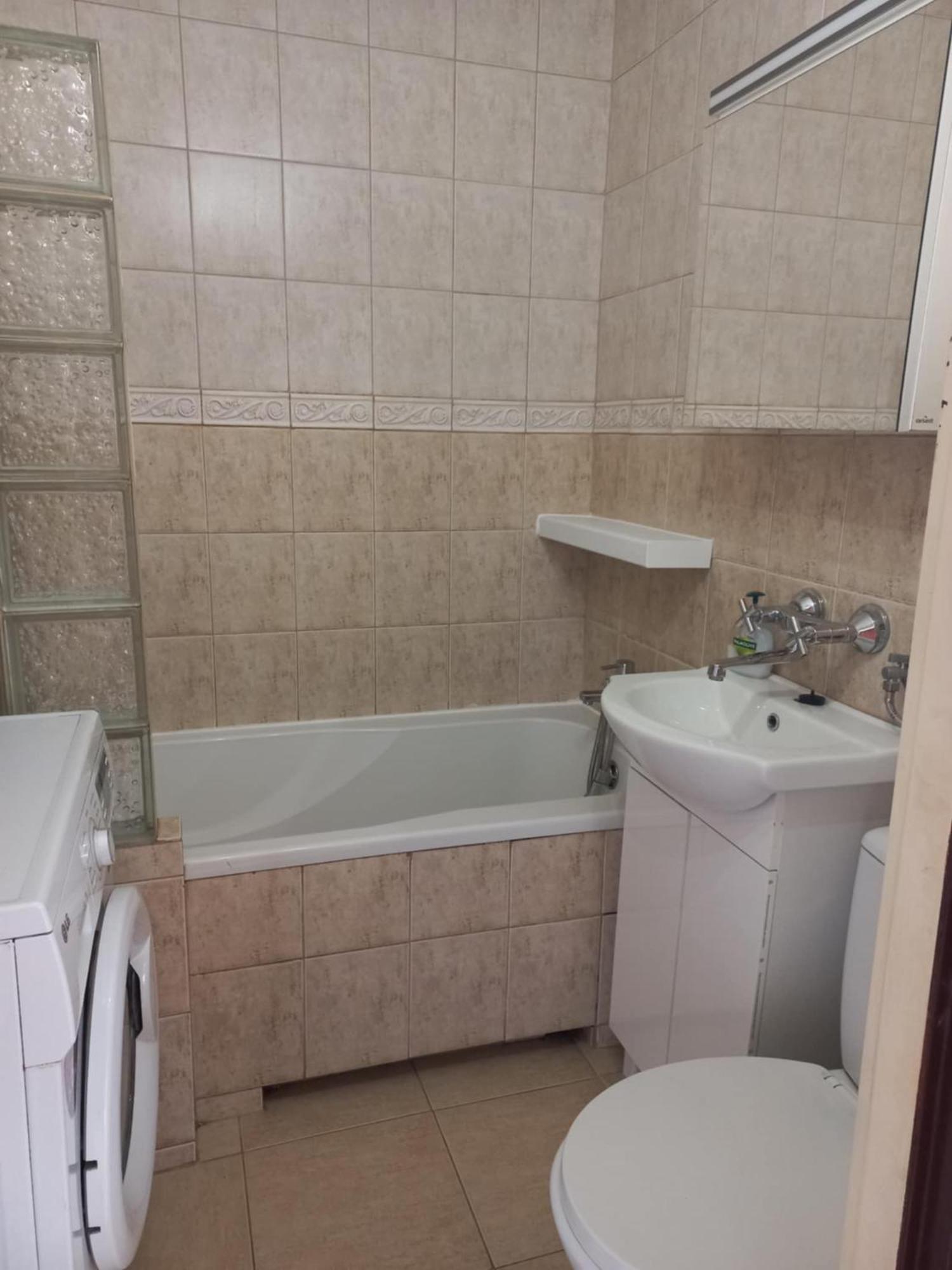 Apartament M-3 Częstochowa Kültér fotó